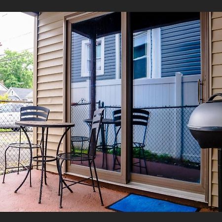 Great 2 Bedroom Condo,Free Parking,Easy Commute. Irvington Exterior photo